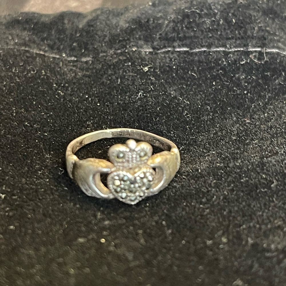 Silver Marcasite Claddagh Ring Size 5